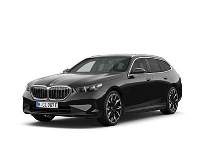 BMW 5er 550e xDrive Touring A 5 Türen