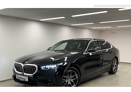 BMW 5er 530e A 4 Türen