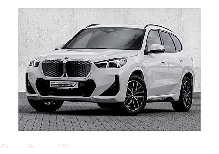 BMW iX1 xDrive30 5 Türen