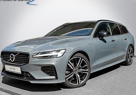 Volvo V60 T6 AWD Recharge Plus Dark Auto 5 Türen