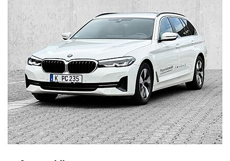 BMW 5er 520d Touring A 5 Türen