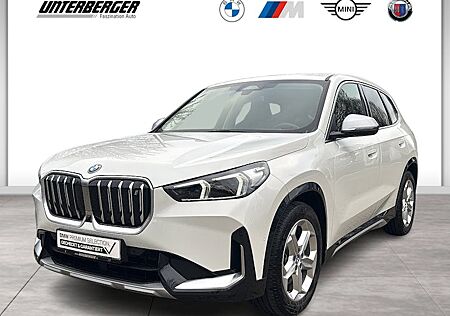 BMW iX1 xDrive30 5 Türen