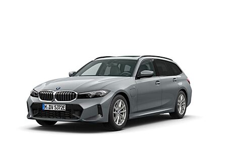 BMW 3er 330e Touring M Sport Automatic 5 Türen