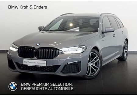 BMW 5er 520d xDrive Touring A 5 Türen