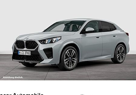 BMW X2 sDrive20i Steptronic DCT 5 Türen