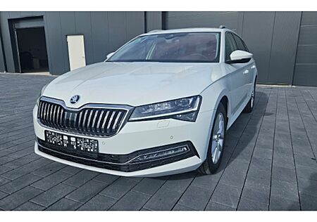 Skoda Superb 2.0 TDI DSG Selection Combi 5 Türen