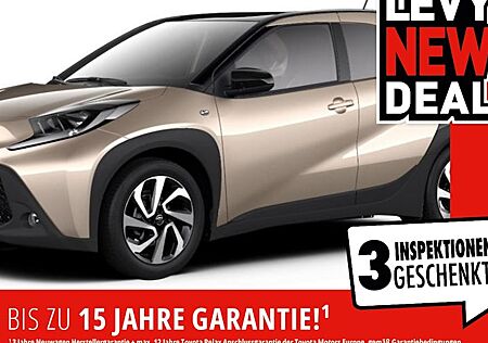 Toyota Aygo (X) Aygo (X) 1.0-l-VVT-i Teamplayer S-CVT 5 Türen