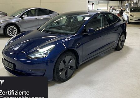 Tesla Model 3 Hinterradantrieb RWD 4 Türen