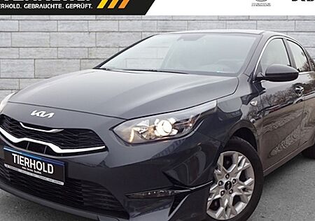 Kia Cee'd 1.5 T-GDI DCT Vision 5 Türen