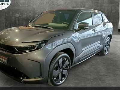 Toyota Urban Cruiser 61 kWh Lounge 5 Türen