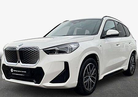 BMW iX1 eDrive20 5 Türen