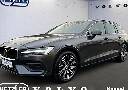 Volvo V60 B3 DCT Core 5 Türen