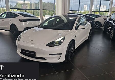 Tesla Model 3 Allradantrieb mit Dualmotor Performance 4 Türen