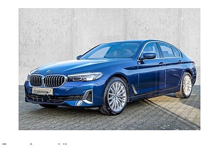 BMW 5er 530d xDrive A 4 Türen