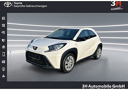 Toyota Aygo (X) Aygo (X) 1.0-l-VVT-i Play 5 Türen