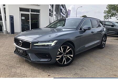 Volvo V60 B3 DCT Core 5 Türen