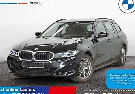 BMW 3er 330e xDrive Touring Automatic 5 Türen