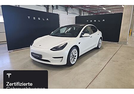 Tesla Model 3 Hinterradantrieb RWD Long Range 4 Türen