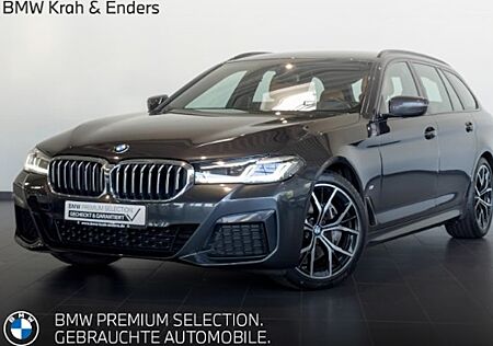 BMW 5er 540i xDrive Touring A 5 Türen