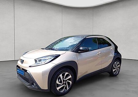 Toyota Aygo (X) Aygo (X) 1.0-l-VVT-i Play S-CVT 5 Türen