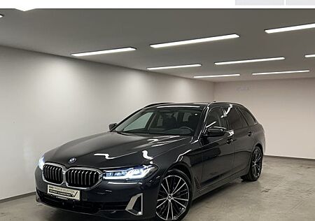 BMW 5er 540d xDrive Touring A 5 Türen