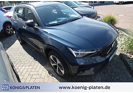 Volvo XC 40 B3 Ultra Dark DCT 5 Türen
