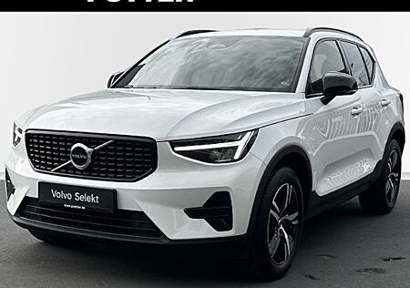 Volvo XC 40 B4 Plus Dark DCT 5 Türen