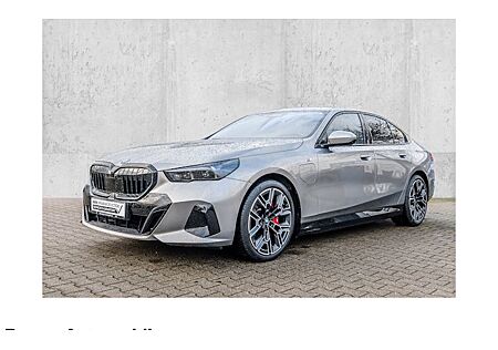 BMW 5er 550e xDrive 4 Türen