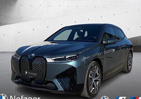 BMW iX xDrive50 5 Türen