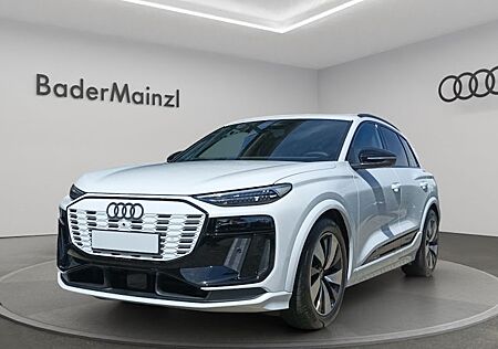 Audi Q6 e-tron quattro edition one grey 5 Türen