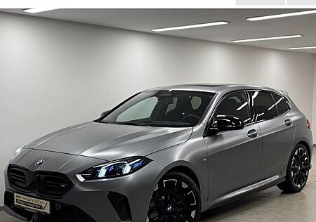 BMW 1er M135 xDrive A 5 Türen