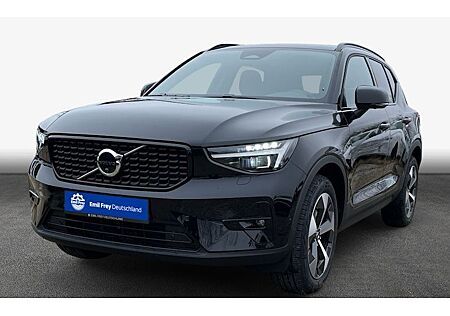 Volvo XC 40 B3 Plus Dark DCT 5 Türen