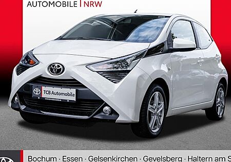 Toyota Aygo 1,0-l-VVT-i x-play club 5 Türen