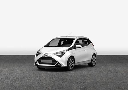Toyota Aygo 1,0-l-VVT-i x-play club 5 Türen