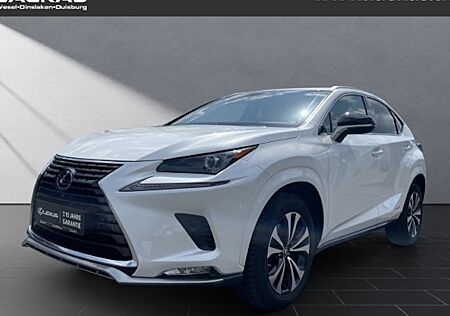 Lexus NX 300h Style Edition 5 Türen