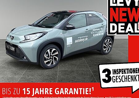 Toyota Aygo (X) Aygo (X) 1.0-l-VVT-i Play S-CVT 5 Türen