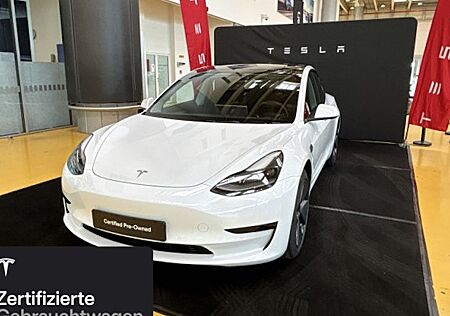 Tesla Model 3 Hinterradantrieb RWD 4 Türen