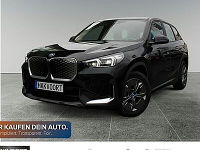 BMW iX1 xDrive30 5 Türen