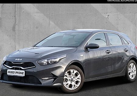 Kia Cee'd 1.5 T-GDI DCT Vision 5 Türen