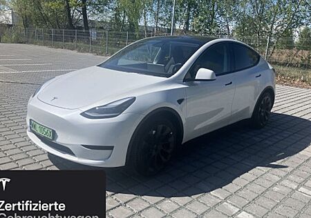 Tesla Model Y Hinterradantrieb RWD 5 Türen