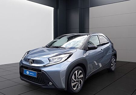 Toyota Aygo (X) Aygo (X) 1.0-l-VVT-i Play S-CVT 5 Türen