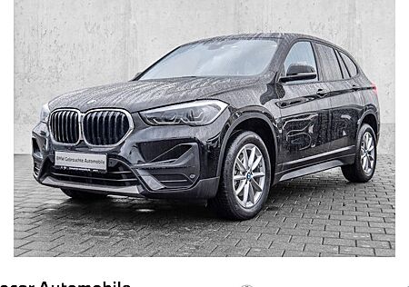 BMW X1 sDrive18d Sport Line 5 Türen