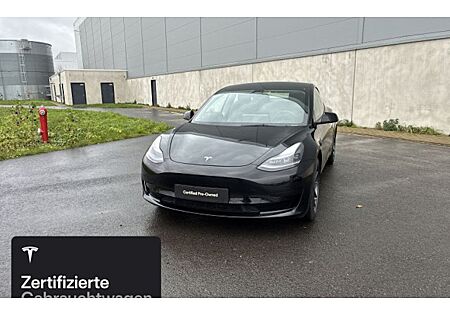 Tesla Model 3 Standard 4 Türen