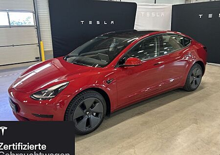 Tesla Model 3 Hinterradantrieb RWD 4 Türen