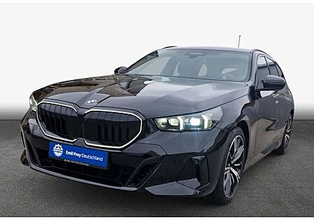 BMW 5er 520d xDrive Touring A 5 Türen