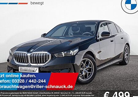 BMW 5er 520d xDrive A 4 Türen