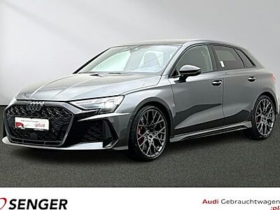 Audi RS3 2.5 TFSI S tronic quattro Sportback 5 Türen