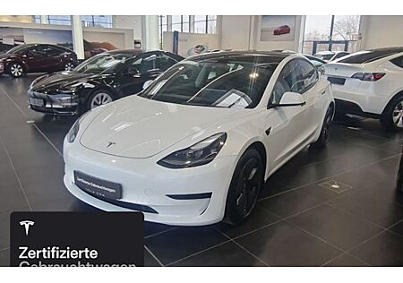 Tesla Model 3 Hinterradantrieb RWD 4 Türen