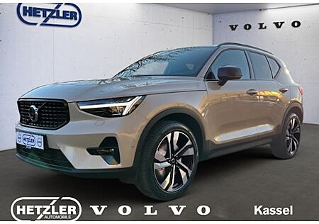Volvo XC 40 B4 Ultra Dark DCT 5 Türen