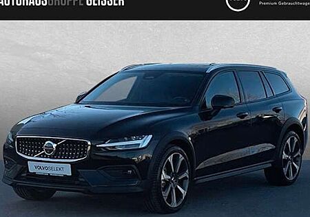 Volvo V60 CC B4 D AWD Ultimate Auto 5 Türen
